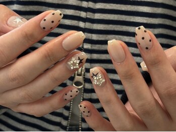 ネイルメゾン 池袋店(NAIL MAISON)/★ドットスター¥9500