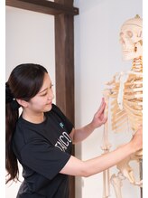 骨盤ストレッチ整体b 伏見店&nbsp;有我 千奈