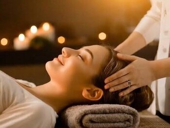 メルシープラス(merci +)の写真/極上ヘッドスパで日々の疲れを癒しませんか？思わず“ウトウトしてしまう”気持ち良さ♪お仕事の前後にも◎