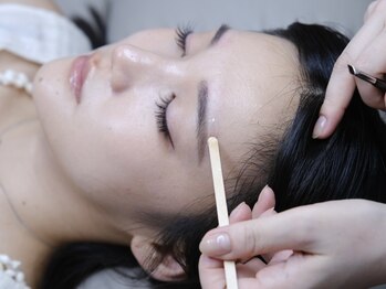 ナビレラ(navillera)/アイブロウwax施術