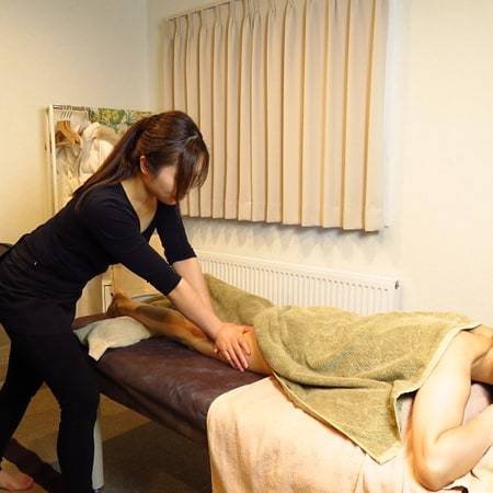 120分 むくみ解消インド式オイルトリートメント