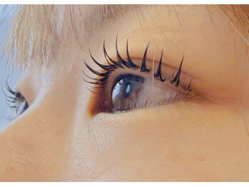 サニープラスアイ(Sunny+eye)の写真/流行りのパッチリ束感eye!!!