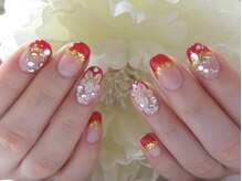 ネイルサロンミキ 横浜(MIKI)/和装着物赤ゴールド銀クリア上品