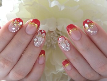 ネイルサロンミキ 横浜(MIKI)/和装着物赤ゴールド銀クリア上品