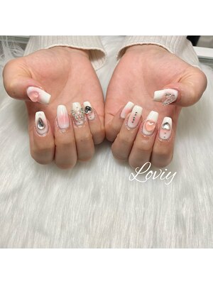 Nail Salon Loviy