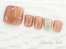 ラグジュアリー ネイルズ(Luxury Nails)/平日限定フットDesign