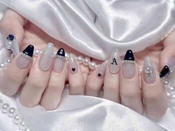 ファネル 京橋(FANELU)/推し活/イニシャル/きらきら