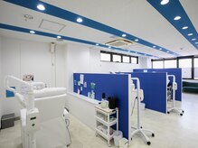 ホワイトニングカフェ 郡山店/ホワイトニング施術スペース♪