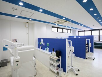 ホワイトニングカフェ 郡山店/ホワイトニング施術スペース♪