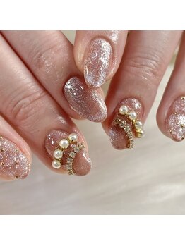 パールビジューネイル