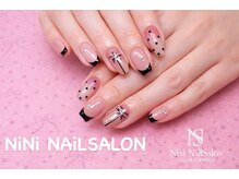 ニニ(NiNi)の雰囲気(アクリルスカルプ/チップスカルプでの長さ出しが得意です★)