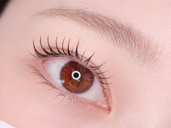 アイハビー 自由が丘(eyeHbe)の写真/初めての方も大歓迎♪丁寧なカウンセリングで、理想の目元と「自分に似合う」を一緒に見つけます。