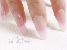 リル(RIRU)/グラデーションネイル