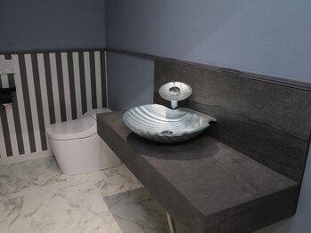 クトワ(QUE TOI)/お手洗い