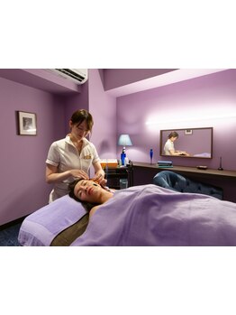 ホウレイ線・たるみ改善！予防ケア