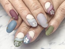 ヘアーアンドネイル ルシア(Hair&Nail Lucia)/持ち込みホログラムネイル