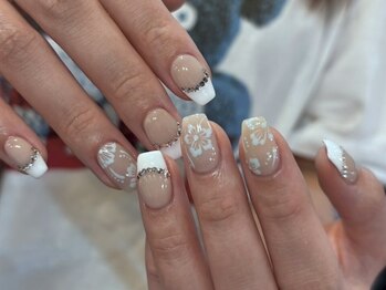 アイネイルズ 梅田店(I nails)の写真/持込デザインOK！卒業式や結婚式のネイルもお任せください♪[梅田]