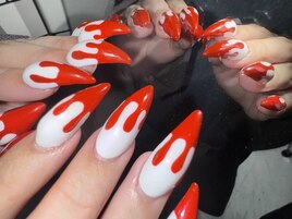 個性派猫爪ネイル