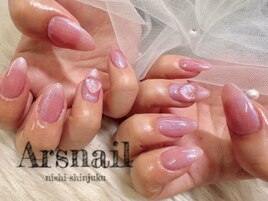 うるうるピンクネイル