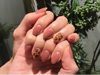 ネイルズ ララ(nails Lala)/レオパード。