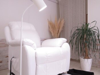 サロンドグリッター 材木町店(salon de glitter)/内観