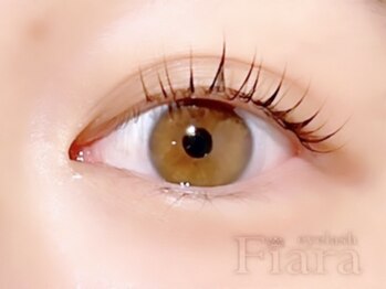 フィアラ 京都二条店(Fiara)/上まつ毛パーマ下パリジェンヌ