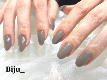 ビジュアンダー(Biju_)の写真/【かわいいよりもカッコイイ美しいネイルが好き】そんな美意識が高い大人女性の為のオーダーメイドネイル★