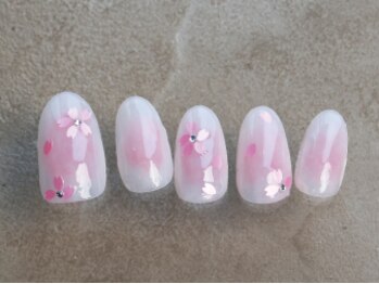 ベルル(Bellulu)/4月【定額ネイル】