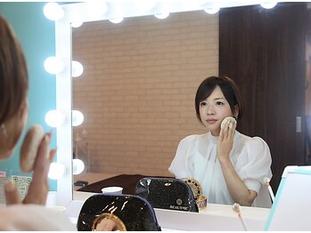 ビープラス(B plus)/嬉しいメイクスペース完備♪