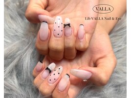 モノトーンネイル/白ネイル