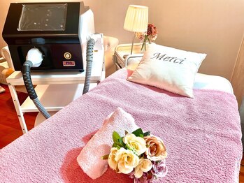 サロントゥエンティーフィフスアベニューニコ(Salon 25th ave.)の写真/気になる部分をピンポイントで脱毛できる！産毛までしっかり脱毛できるから、ムダ毛のお悩みもさよなら☆