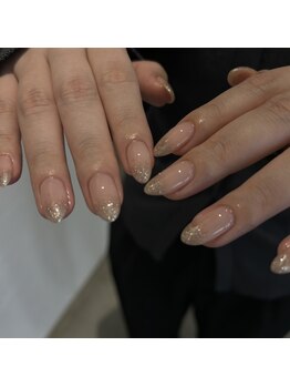 ルーヴル(LOUVRE)の写真/【爪が短くても個性がしっかりと出せる◎】デザインにお悩みの方も大歓迎！使用商材にもこだわりあり★