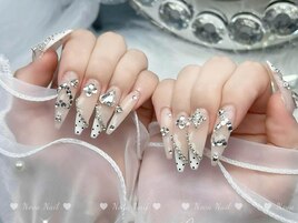 シルバービジューネイル
