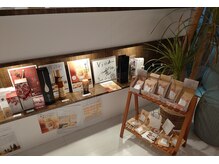 ラティ/受付前の物販