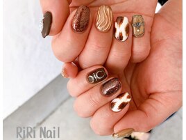 ジェル◆10本つけ放題　¥7470