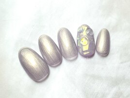 オーロラ水滴ネイル