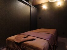 リスブラン 日本橋小伝馬町店/シックできれいな施術室◎