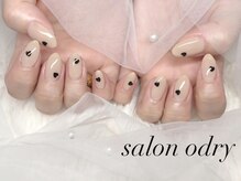 サロン オードリー 栄店