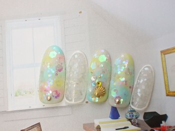 ネイルサロン ティディ(TIDY)/涼しげオーロラホログラム