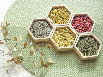 ソルシエール(Sorciere)/20種類以上のハーブ