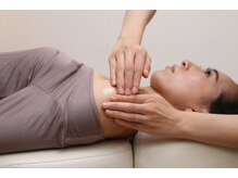 パウワウ 新宿サブナード店(POWWOW)/こり固まった肩まわりに