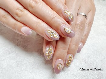 アダマス(Adamas)