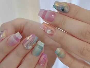 ラッキー(Lucky)/夏ネイル