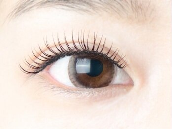 モア 知多半田店(more)の写真/【高持続◎話題のWフラットラッシュ】自まつ毛のような付け心地と華やかな仕上がりにリピーター続出!