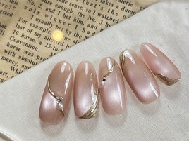 大人上品ネイル