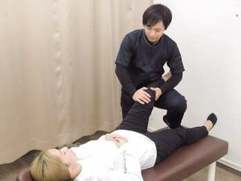 志村坂上駅前整骨院/【O脚矯正】