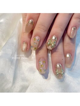 リッシュ ドゥ(RICHE deux)/秋ベージュビジューネイル!