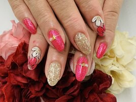 【ほり】キラキラフラワーネイル