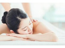 ココリラ(cocorela)の雰囲気（凝り固まった箇所を的確に捉えたリンパマッサージが自慢♪）