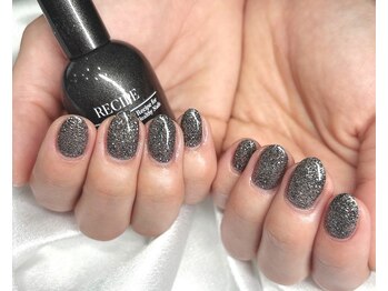 リブヴァラ(Lib Valla)/ショートネイル/ラメネイル